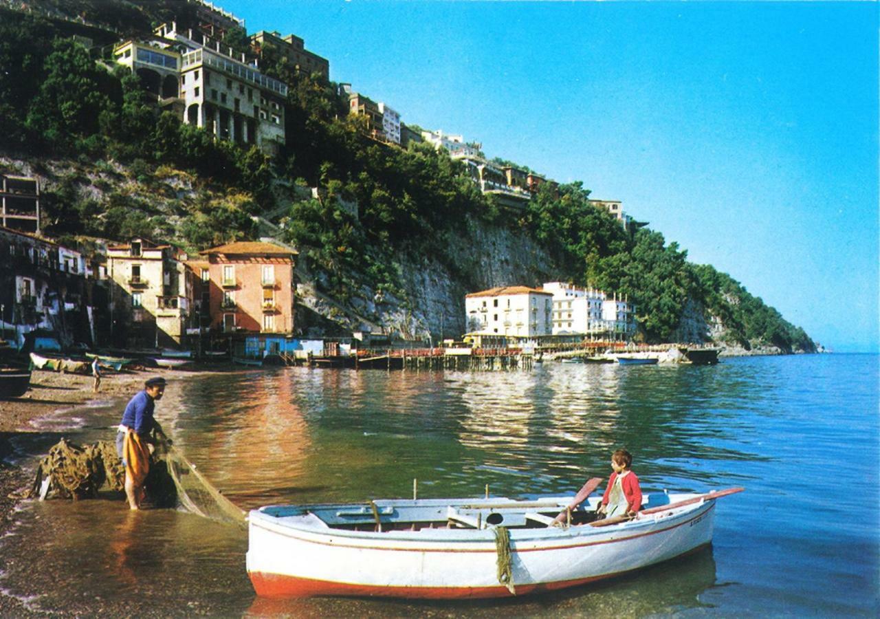 Il Borgo Antico Sorrento Sea View Lägenhet Exteriör bild