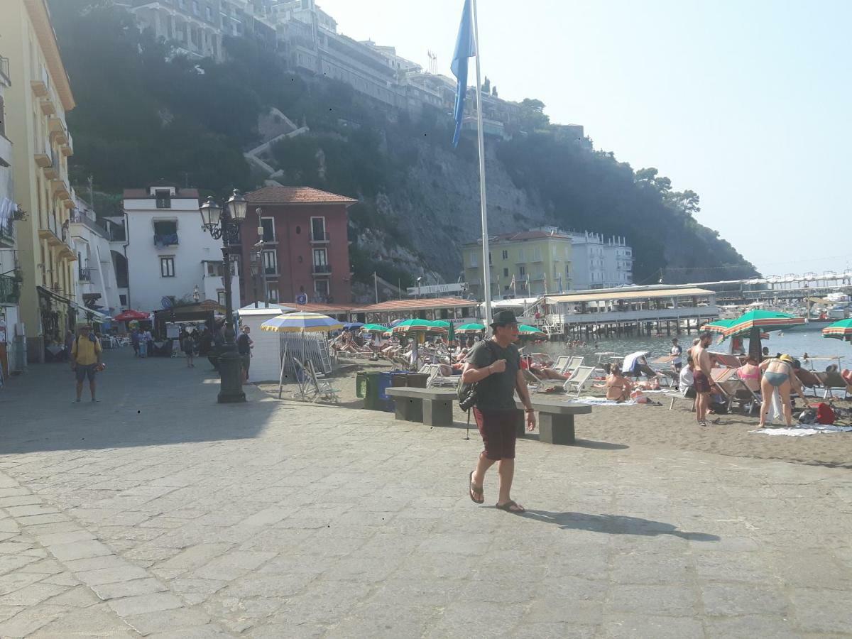 Il Borgo Antico Sorrento Sea View Lägenhet Rum bild